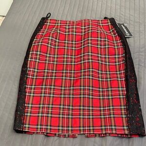 Eponge Red Plaid Pencil Skirt with Black Lace